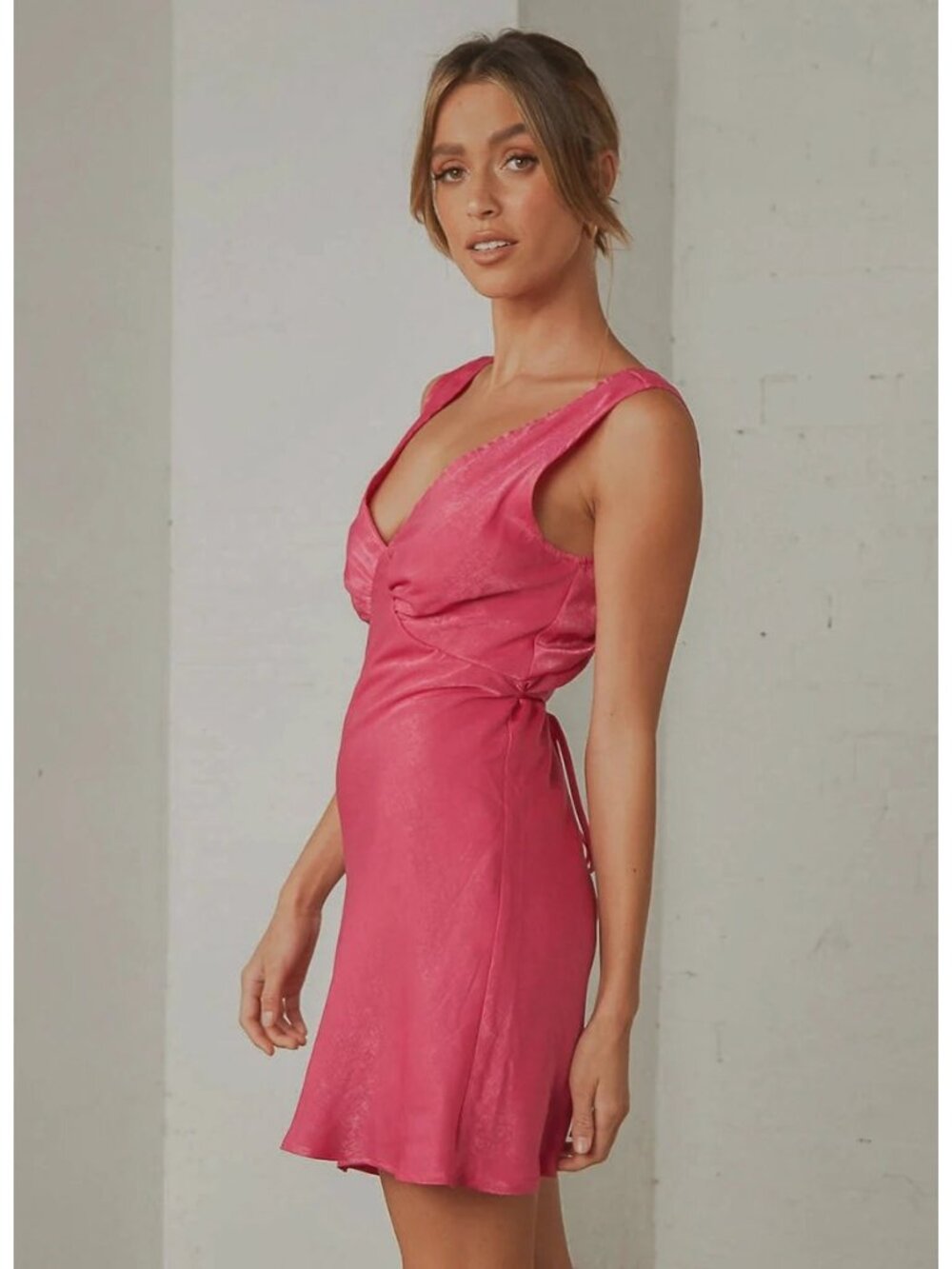 PEPPERMAYO Audrey Vintage Slip Dress NWT Satin Magenta Size US 2 Party - Picture 7 of 11
